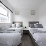 Stylish 2 Bed House Near O2 Arena, Excel & City Airport