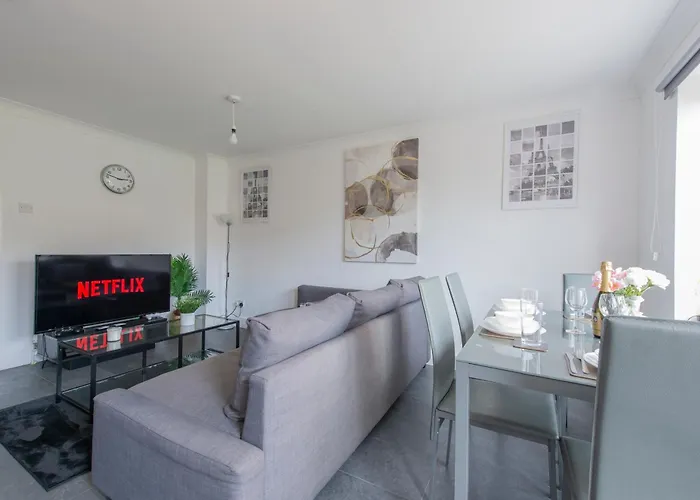Stylish 2 Bed House Near O2 Arena, Excel & City Airport