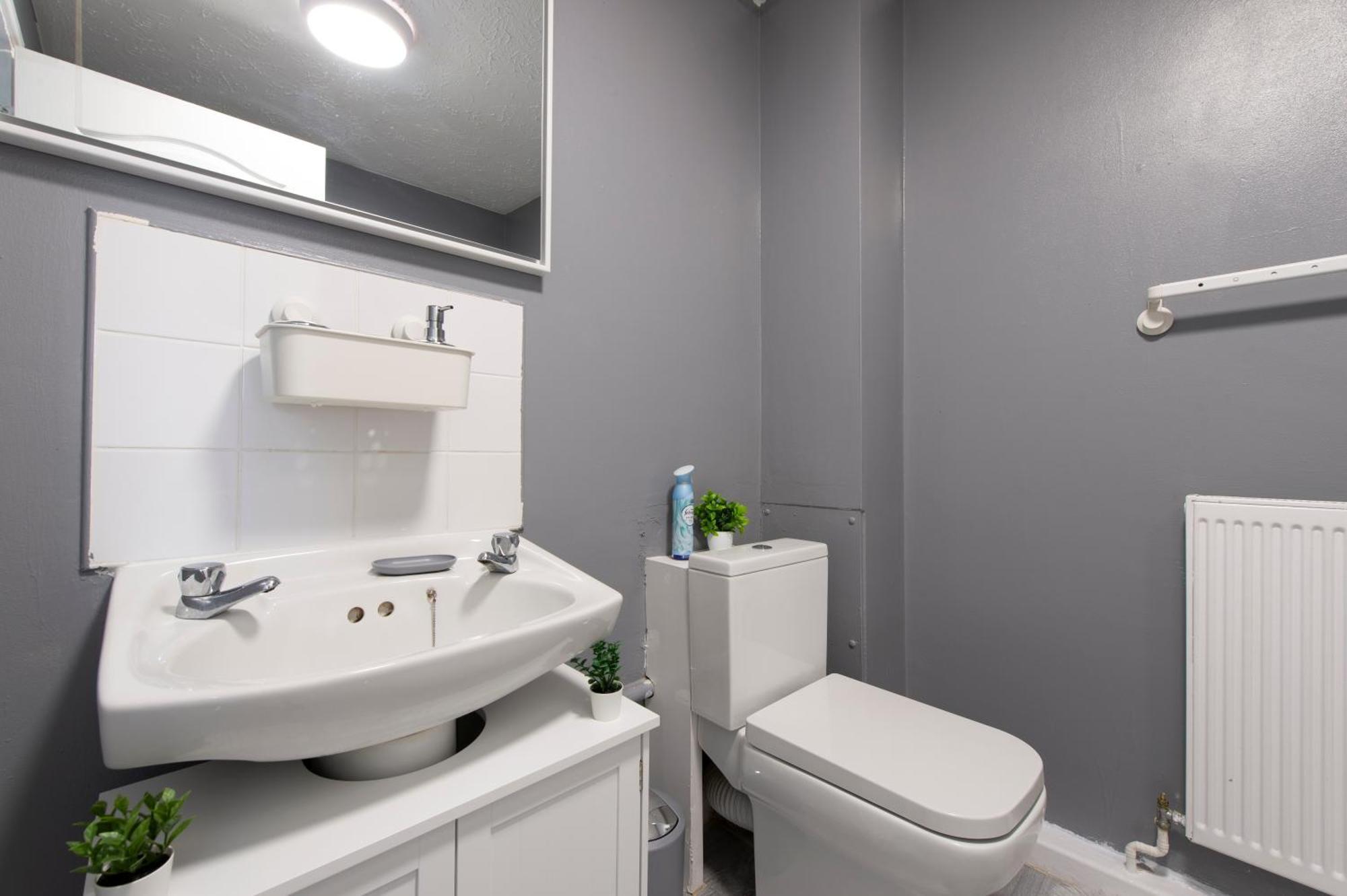 Stylish 2 Bed House Near O2 Arena, Excel & Airport *