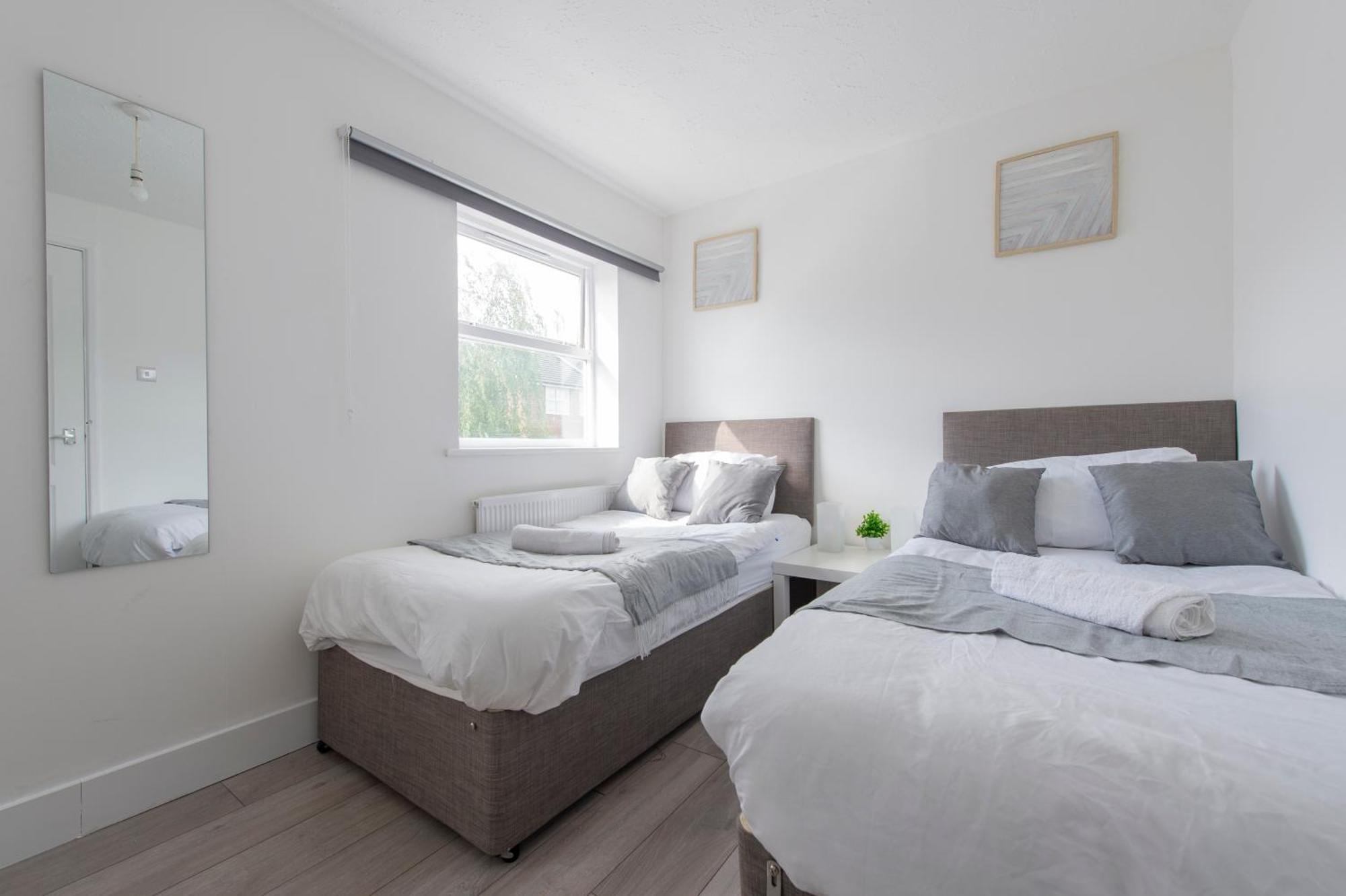Stylish 2 Bed House Near O2 Arena, Excel & Airport